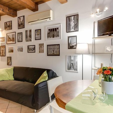 Romagnabnb Studio Mazzini Apartment Forli Luaran gambar